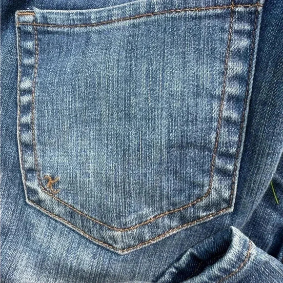 Kut from the Kloth Diana Mid-Rise Skinny Jeans - Picture 6 of 7